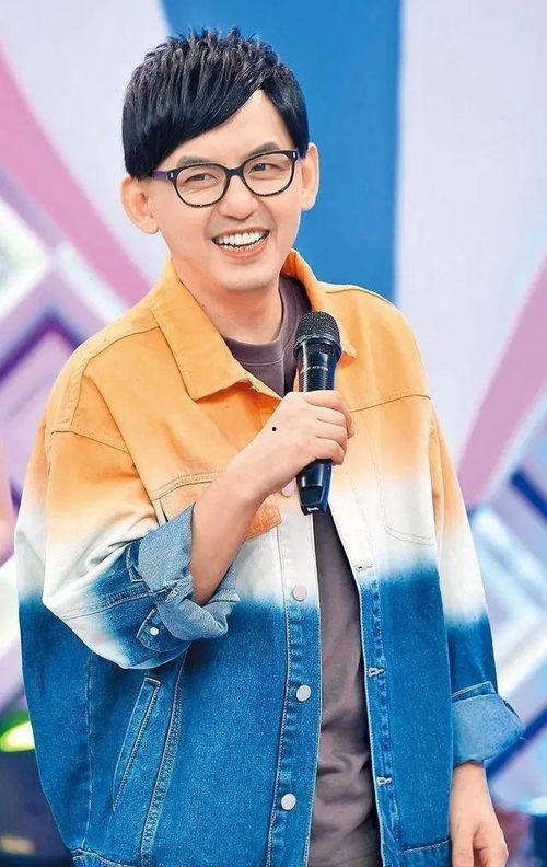 黄子佼爆料视频时间,时间线背后的惊人真相  第1张